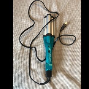 Bed head Wave Artist